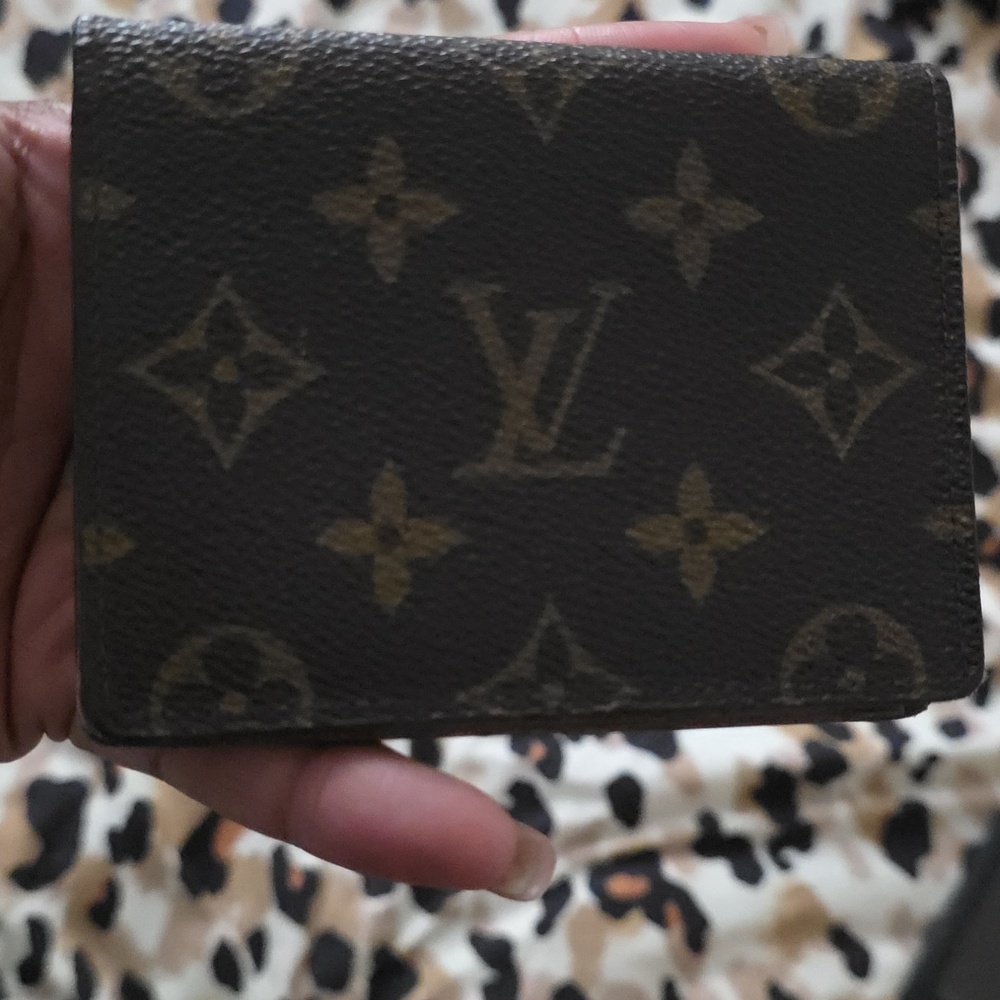 Louis Vuitton Brown Epi Leather Card Holder